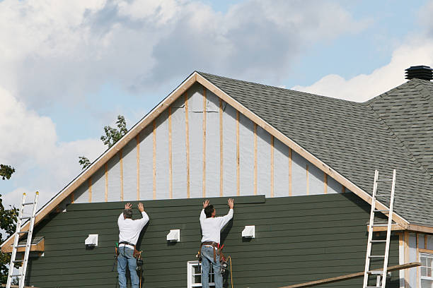 Professional Emergency Siding Repair technician working in Harmony, PA